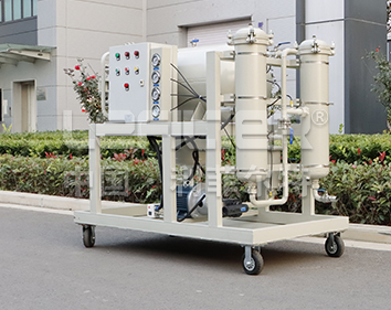 聚結(jié)脫水濾油機(jī)中的吸油濾芯如何清洗和更換？